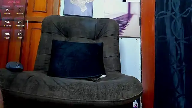 Snapshot of _Dominikxxx_ chatting on April 30, 2026, 12:23 pm Dominikxxx online show from April 30, 2026, 12:23 pm