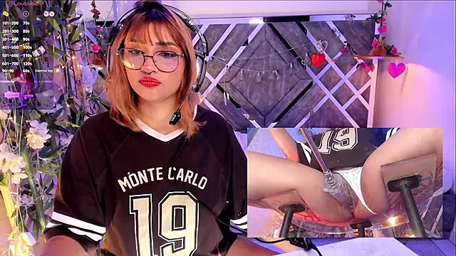 AriaNova  online show from April 23, 2026, 1:13 pm