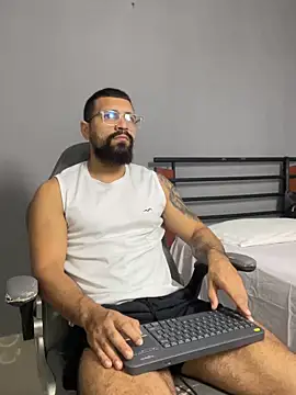 vincentjaxon online show from March 17, 2026, 12:19 pm