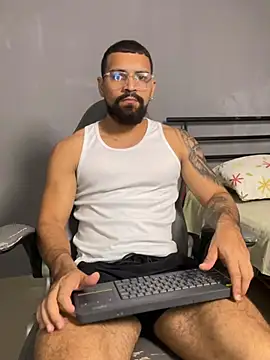 vincentjaxon online show from April 1, 2026, 5:10 pm