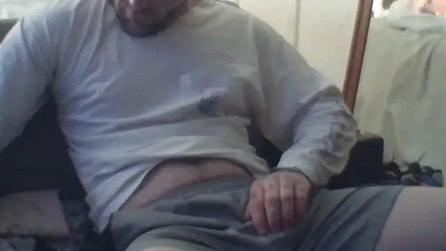 Luv2SuckBWC92 online show from February 6, 2026, 8:27 pm