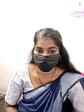 Snapshot of tamil_Sigappu_Roja chatting on November 18, 2025, 12:59 am tamil Sigappu Roja online show from November 18, 2025, 12:59 am