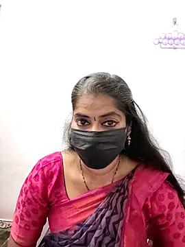 Snapshot of tamil_Sigappu_Roja chatting on December 5, 2025, 12:43 am tamil Sigappu Roja online show from December 5, 2025, 12:43 am