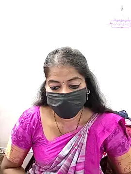 Snapshot of tamil_Sigappu_Roja chatting on December 17, 2025, 1:43 am tamil Sigappu Roja online show from December 17, 2025, 1:43 am