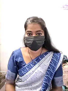 Snapshot of tamil_Sigappu_Roja chatting on October 29, 2025, 12:42 am tamil Sigappu Roja online show from October 29, 2025, 12:42 am