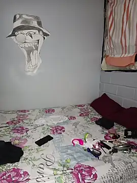 Bigtiti01 online show from March 2, 2026, 8:38 pm