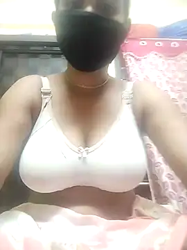 Snapshot of Devi-with-Ram chatting on September 24, 2025, 6:53 am Devi-with-Ram online show from September 24, 2025, 6:53 am