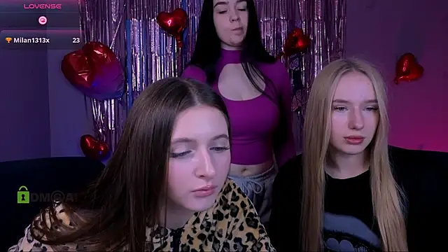 Snapshot of nekky_mouse chatting on February 20, 2026, 10:39 am nekky mouse online show from February 20, 2026, 10:39 am