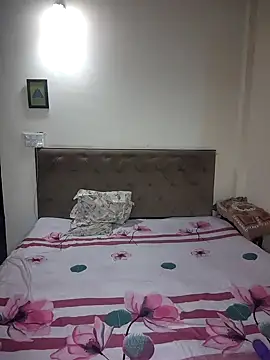 Snapshot of missneha61 chatting on October 1, 2025, 9:47 am missneha61 online show from October 1, 2025, 9:47 am