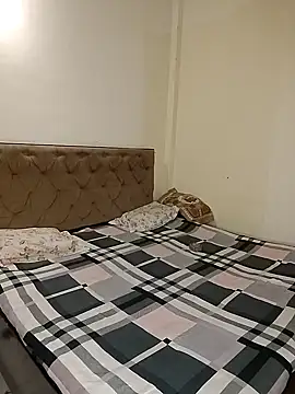 Snapshot of missneha61 chatting on September 24, 2025, 7:15 am missneha61 online show from September 24, 2025, 7:15 am