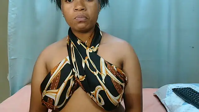 Snapshot of AfricanPopi chatting on September 10, 2025, 8:08 pm AfricanPopi online show from September 10, 2025, 8:08 pm
