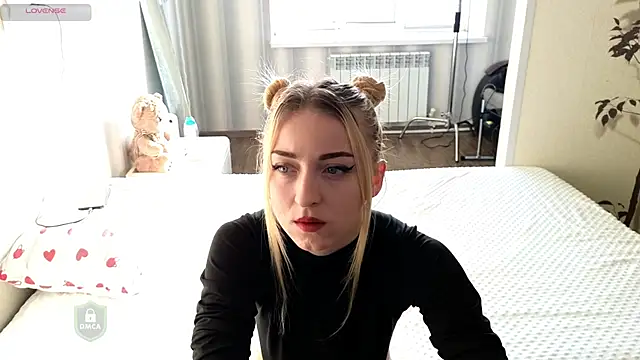 Snapshot of space_danger chatting on February 6, 2026, 6:20 am space danger online show from February 6, 2026, 6:20 am