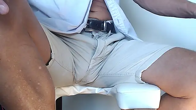 cumtwo2 online show from April 20, 2026, 1:24 pm