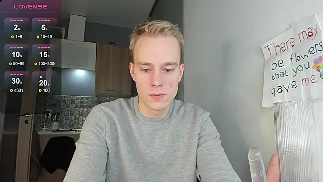 Snapshot of Kevin_Young_Cat chatting on October 29, 2025, 3:22 pm Kevin Young Cat online show from October 29, 2025, 3:22 pm