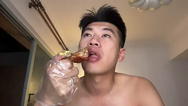 heywilliam online show from November 17, 2025, 6:12 pm