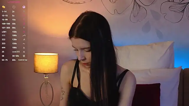 Snapshot of Angel__Rosse chatting on April 19, 2026, 11:33 am Angel Rosse online show from April 19, 2026, 11:33 am