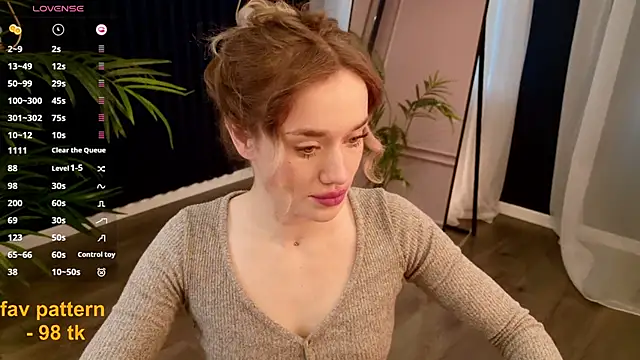 Snapshot of DiscoPotato chatting on December 3, 2025, 10:14 am DiscoPotato online show from December 3, 2025, 10:14 am