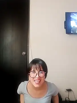 Snapshot of Dana_Rise chatting on May 29, 2026, 1:39 pm Dana Rise online show from May 29, 2026, 1:39 pm