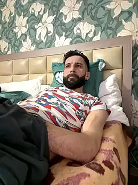 Snapshot of Michel_huge chatting on January 8, 2026, 6:03 pm Michel huge online show from January 8, 2026, 6:03 pm