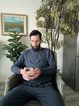 Michel huge online show from April 11, 2026, 7:16 am