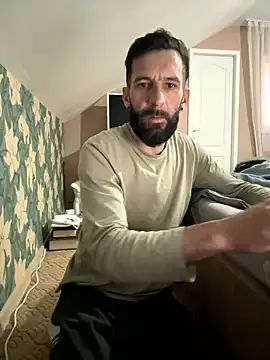 Snapshot of Michel_huge chatting on January 14, 2026, 6:17 am Michel huge online show from January 14, 2026, 6:17 am