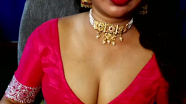 QUEEN SAKHI- online show from April 18, 2026, 11:45 am