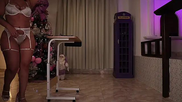 Snapshot of vaniaa95 chatting on November 25, 2025, 12:55 am vaniaa95 online show from November 25, 2025, 12:55 am