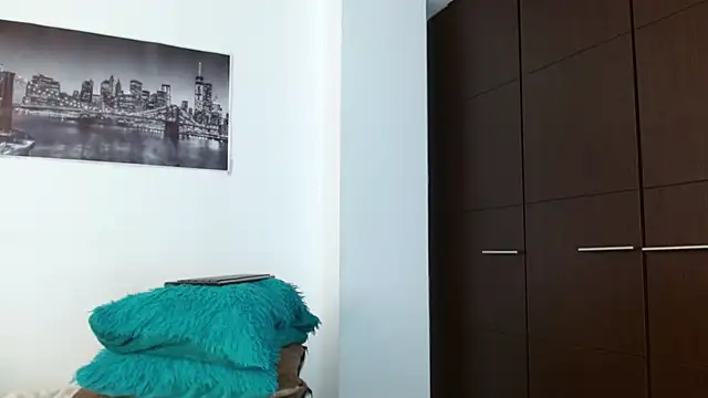 AntonyDAngelo25 online show from October 16, 2025, 5:10 pm