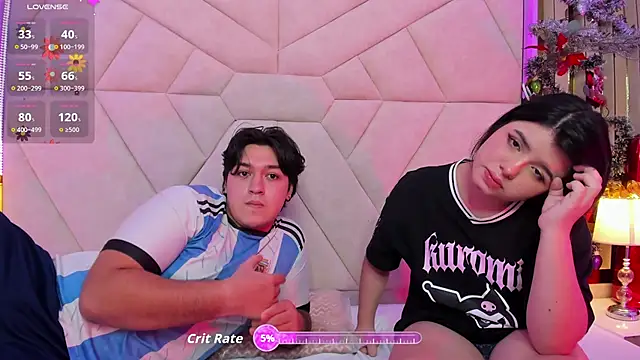 EmilyANDrew  online show from December 19, 2025, 5:21 am