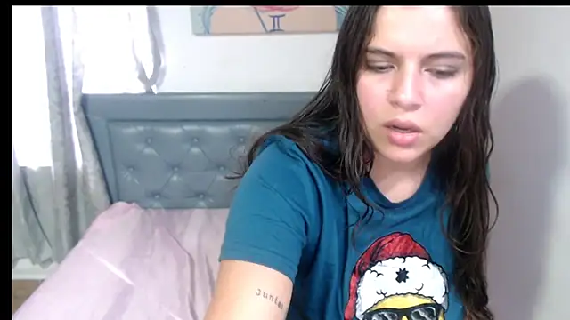 Snapshot of sarah_aguilar chatting on November 22, 2025, 7:13 pm sarah aguilar online show from November 22, 2025, 7:13 pm