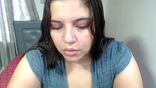 sarah aguilar online show from February 9, 2026, 3:32 pm