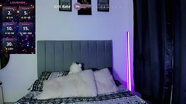 Snapshot of crisbunny_x chatting on February 22, 2026, 5:10 am crisbunny x online show from February 22, 2026, 5:10 am