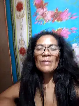 Snapshot of ImYourWoman_55 chatting on September 15, 2025, 11:32 am ImYourWoman 55 online show from September 15, 2025, 11:32 am