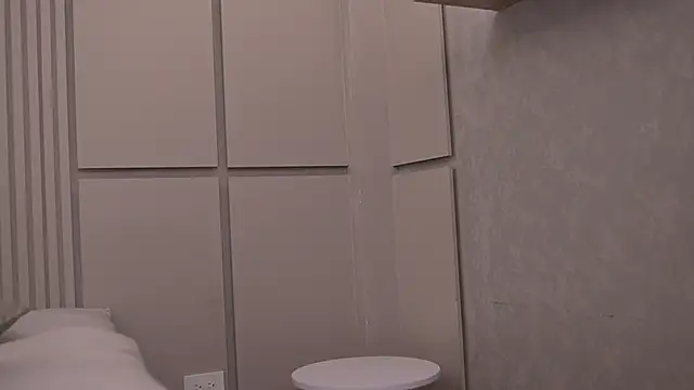 Ariaa Isabell online show from November 10, 2025, 6:24 pm