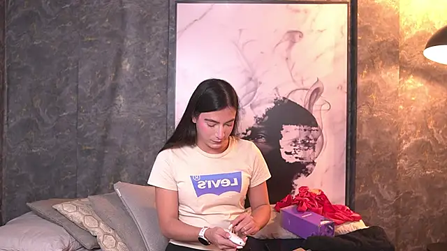 Ariaa Isabell online show from March 25, 2026, 6:29 pm