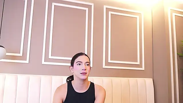 Snapshot of Ariaa_Isabell chatting on May 9, 2026, 12:52 pm Ariaa Isabell online show from May 9, 2026, 12:52 pm