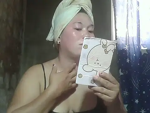 exoticclit69 online show from April 15, 2026, 5:24 am