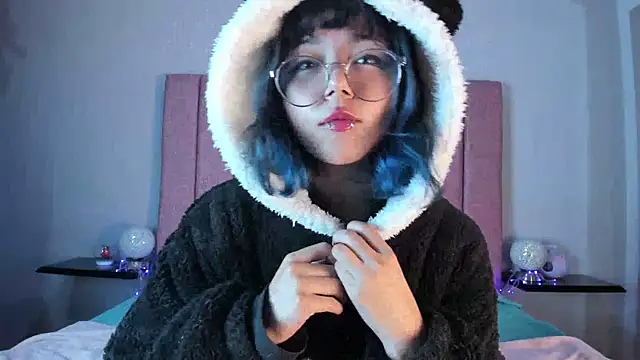 Snapshot of TerumiKitty chatting on February 3, 2026, 12:10 am TerumiKitty online show from February 3, 2026, 12:10 am