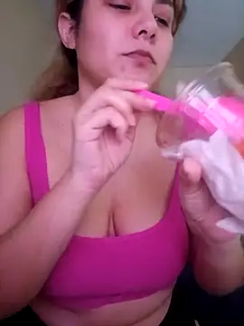 Theredcorazon online show from April 3, 2026, 12:28 am