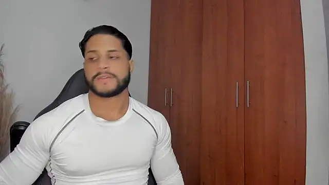 Pier Simons online show from March 27, 2026, 6:33 am