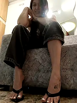 Snapshot of Ammberly__Adam23 chatting on October 13, 2025, 5:25 pm Ammberly Adam23 online show from October 13, 2025, 5:25 pm