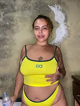 Snapshot of Chloe_Leaozinho chatting on April 29, 2026, 12:42 pm Chloe Leaozinho online show from April 29, 2026, 12:42 pm