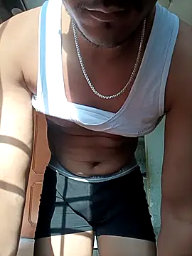 Snapshot of yourcrush0123 chatting on December 1, 2025, 8:37 am yourcrush0123 online show from December 1, 2025, 8:37 am