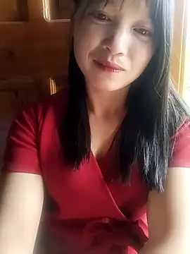 Snapshot of Tiyir597 chatting on September 10, 2025, 3:05 am Tiyir597 online show from September 10, 2025, 3:05 am