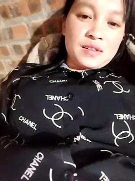 Tiyir597 online show from February 19, 2026, 2:36 pm