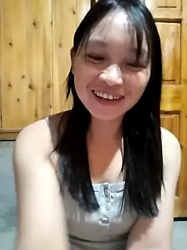 Snapshot of Tiyir597 chatting on October 13, 2025, 3:13 pm Tiyir597 online show from October 13, 2025, 3:13 pm