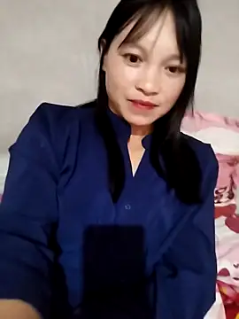 Snapshot of Tiyir597 chatting on September 12, 2025, 2:50 pm Tiyir597 online show from September 12, 2025, 2:50 pm