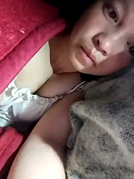 Tiyir597 online show from December 1, 2025, 10:43 pm