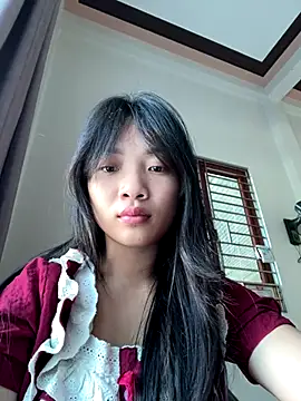 Phayphay77 online show from October 18, 2025, 1:40 am