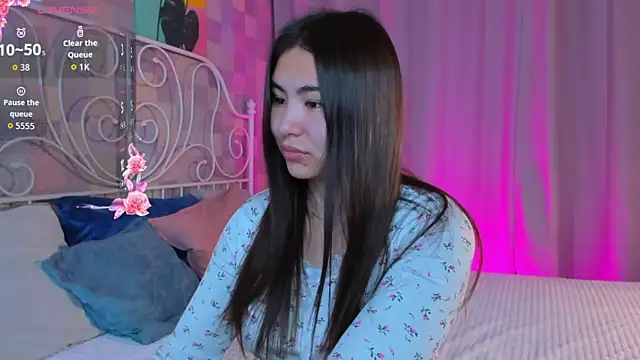 Megan Williamms online show from October 30, 2025, 12:53 am